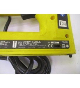 Zszywacz elektryczny taker STANLEY 6-TRE550 gwoździarka