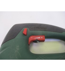 Wyrzynarka elektryczna BOSCH PST 900 PEL Piła z regulacja 620W