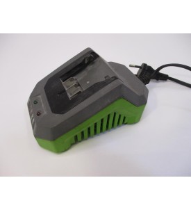 ŁADOWARKA 20V DO BATERII AKUMULATORÓW LUX-TOOLS  SLG-20/2.4 20V