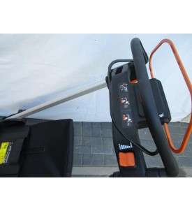 KOSIARKA AKUMULATOROWA Z NAPĘDEM WORX WG749E 40V 46CM BEZSZCZOTKOWA 2X20V