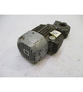 MOTOREDUKTOR SILNIK Z PRZEKŁADNIA Bonfiglioli 830720156 230/400V 0.37KW 42 OBR./MIN KĄTOWY